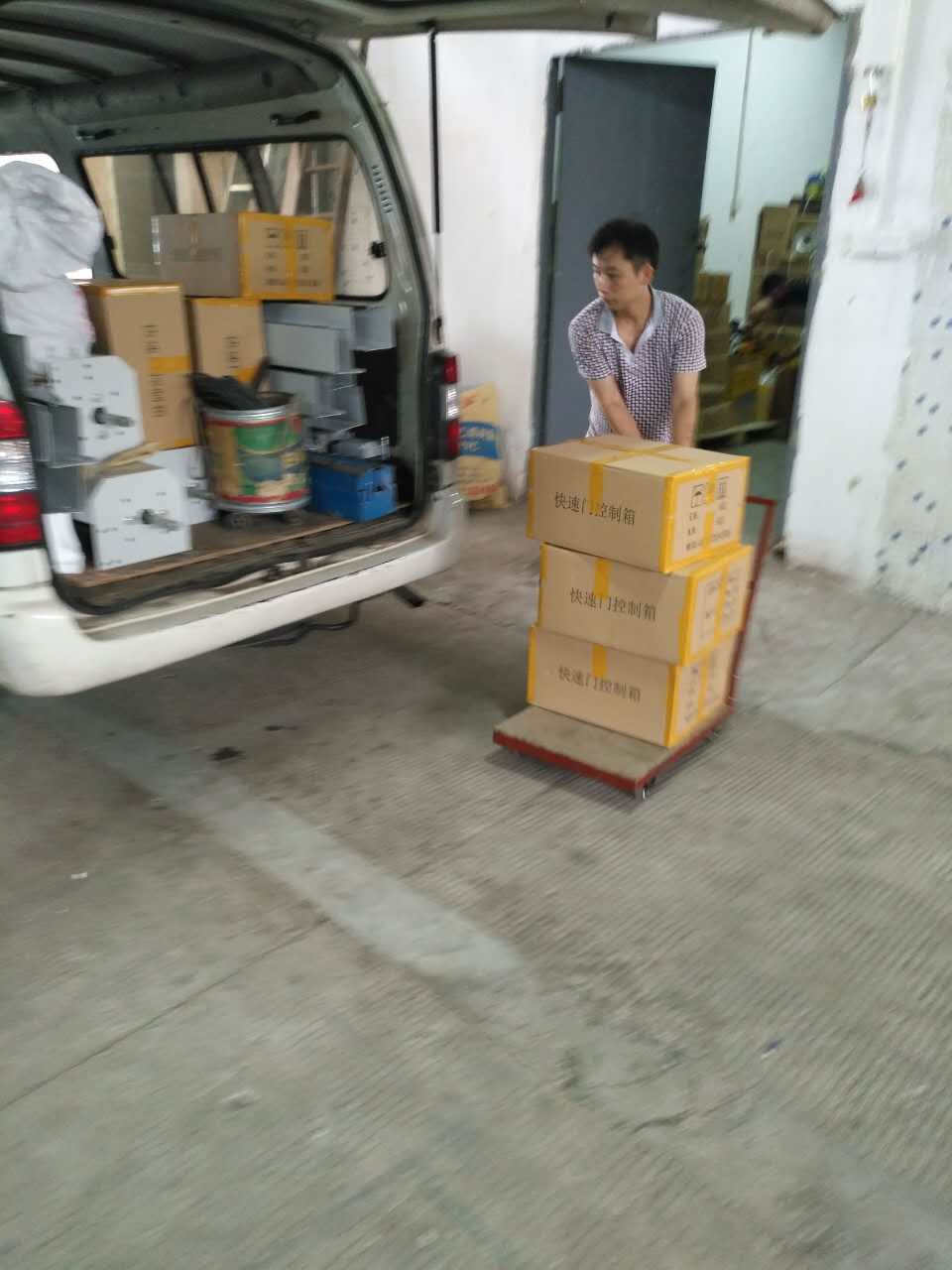 興德快速卷簾門(mén)上門(mén)安裝永勝醫(yī)療制品公司