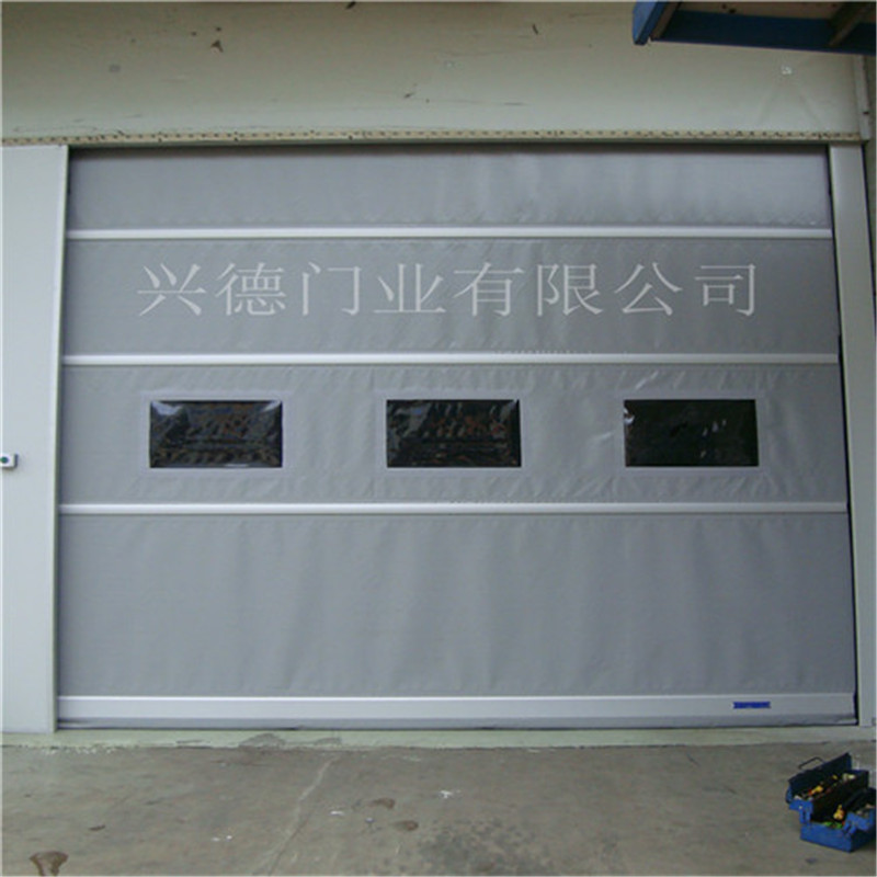 中山定制快速卷簾門(mén)聯(lián)系興德門(mén)業(yè)