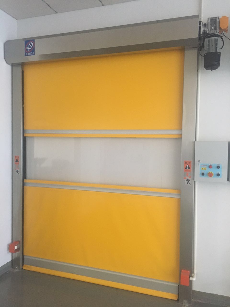 佛山快速卷簾門的厚度是多少？